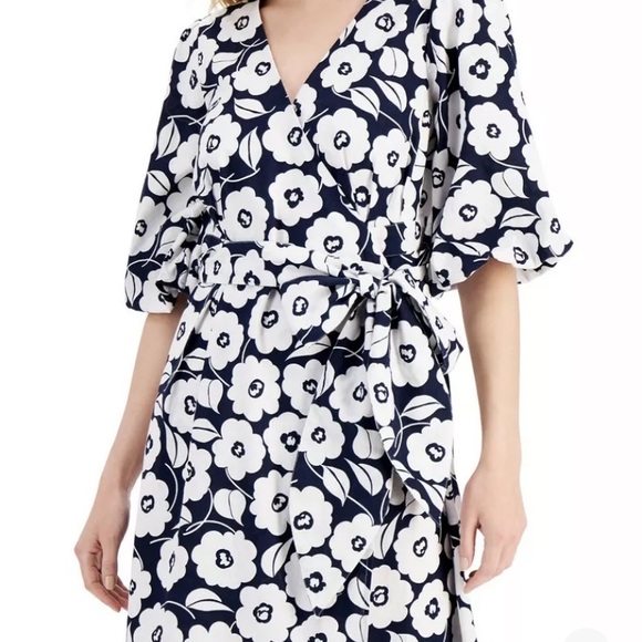 Charter Club Women's Linen Floral-Print Wrap Dress White Navy - Picture 2 of 4